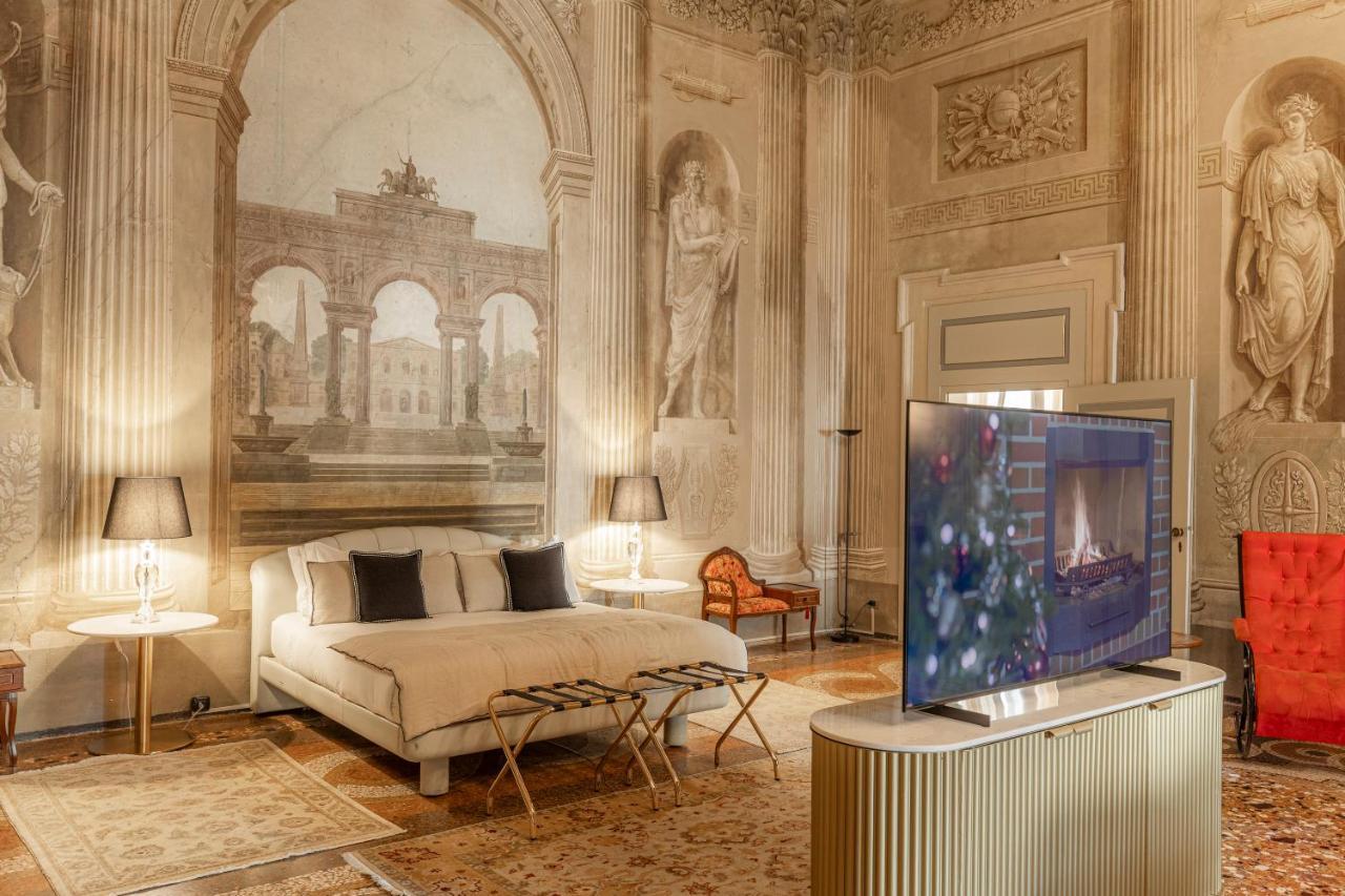 Corte Realdi - Palazzo Camozzini Verona Bagian luar foto