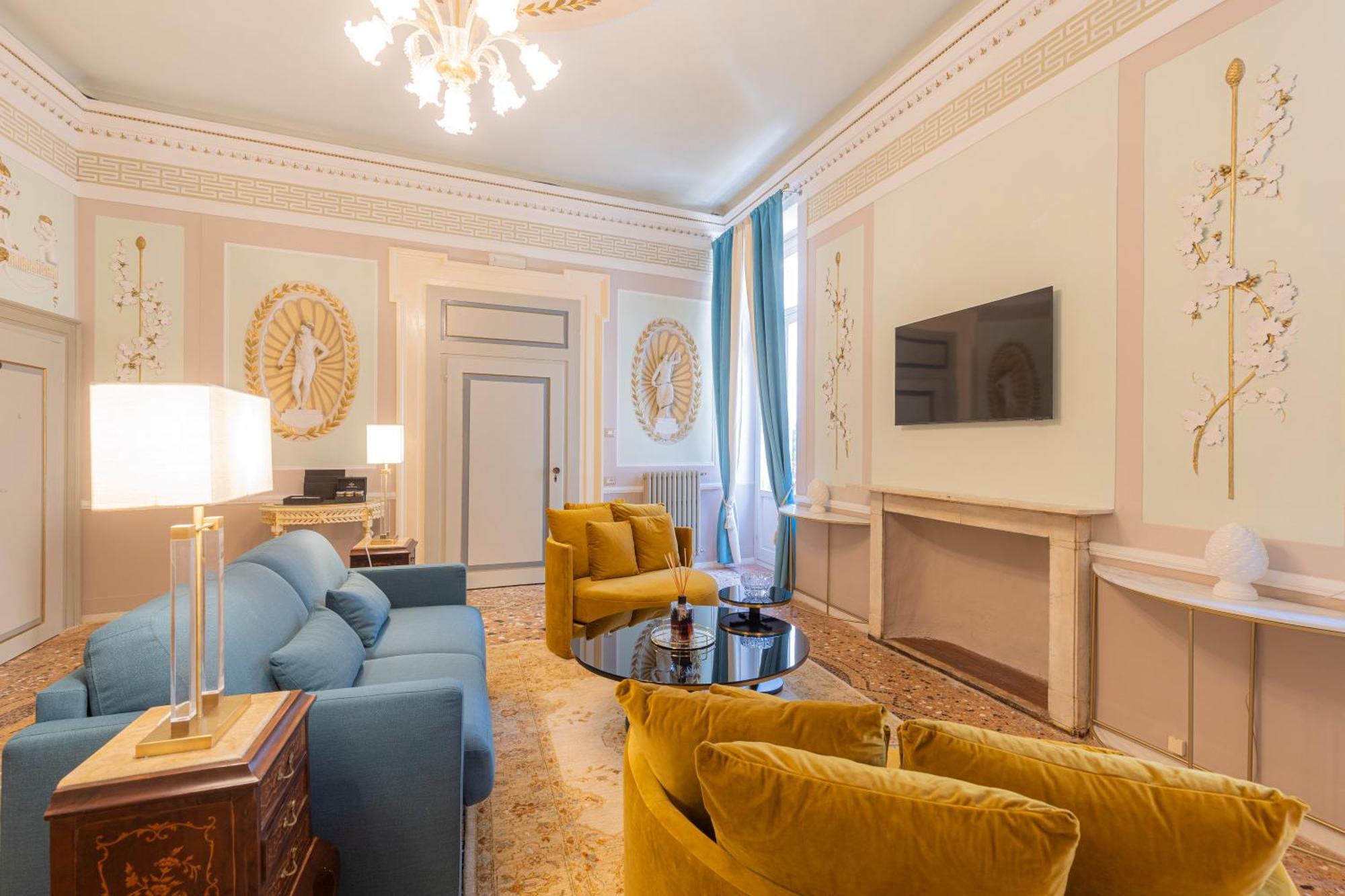 Corte Realdi - Palazzo Camozzini Verona Ruang foto