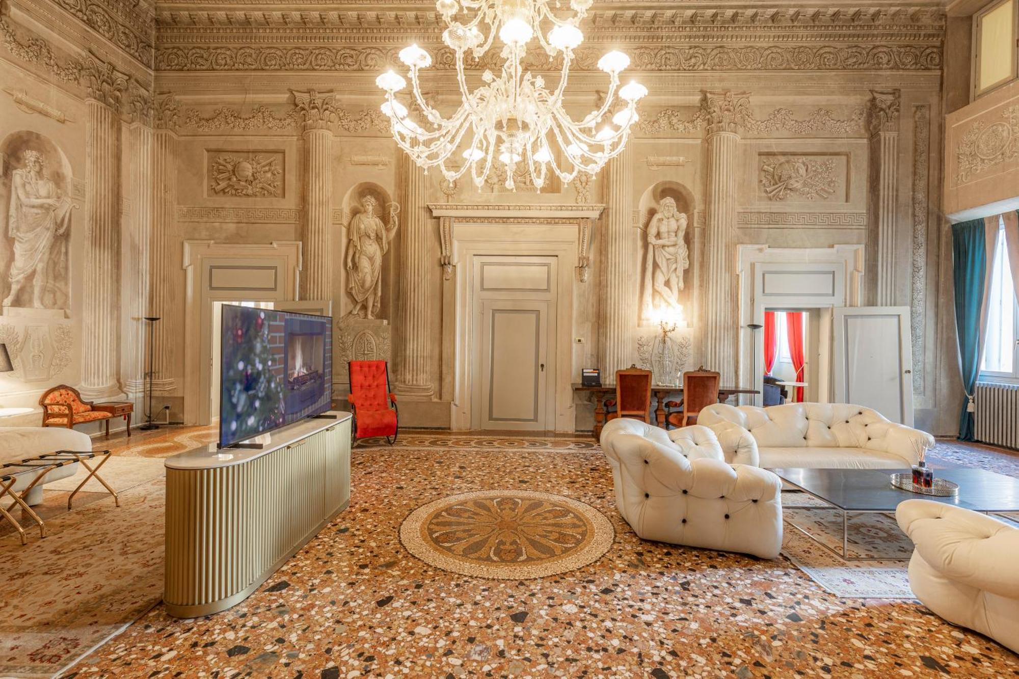 Corte Realdi - Palazzo Camozzini Verona Bagian luar foto